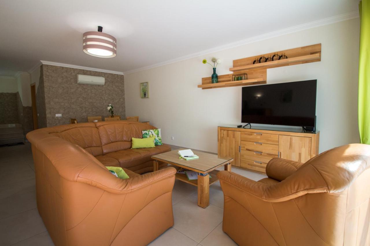 Cliff-Top Townhouse With Stunning Ocean Views Carvoeiro  Exterior photo